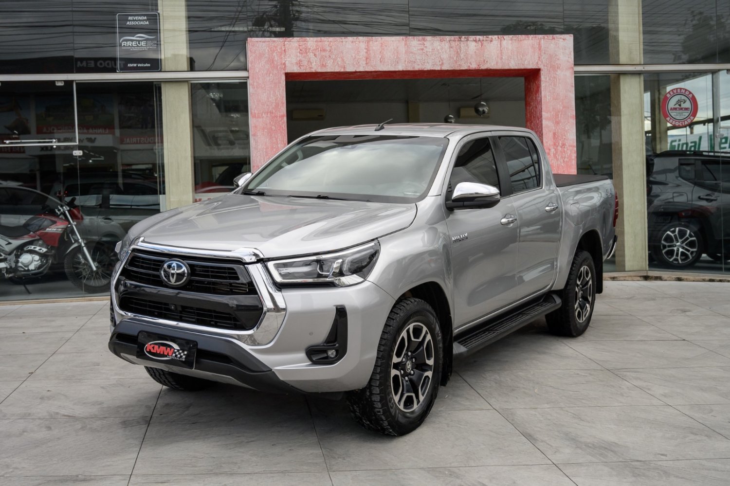HILUX CD SRX 2.8 4X4 TURBO DIESEL AUTOMÁTICA imagem